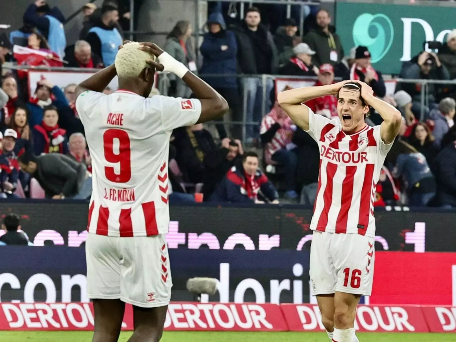 Ragnar Ache und Jakub Kaminski vom 1. FC Köln