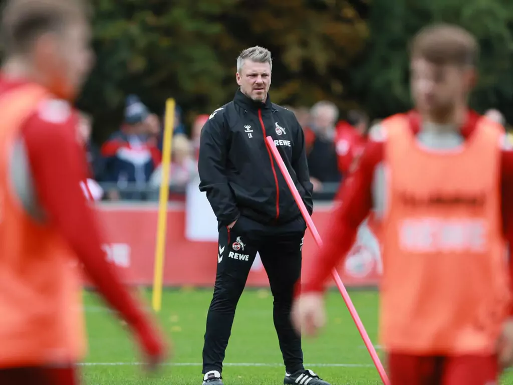 Lukas Kwasniok beim Training des 1. FC Köln