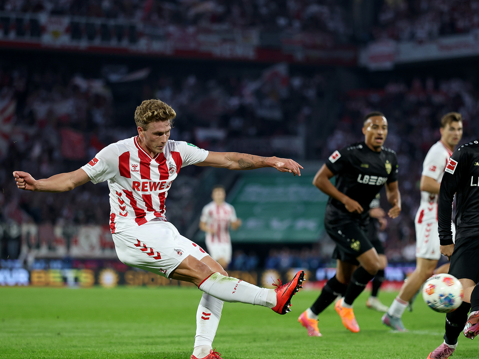 1. FC Köln vor schwerem Auswärtsspiel: Mit Fokus und Leistung soll die Erfolgswahrscheinlichkeit erhöht werden