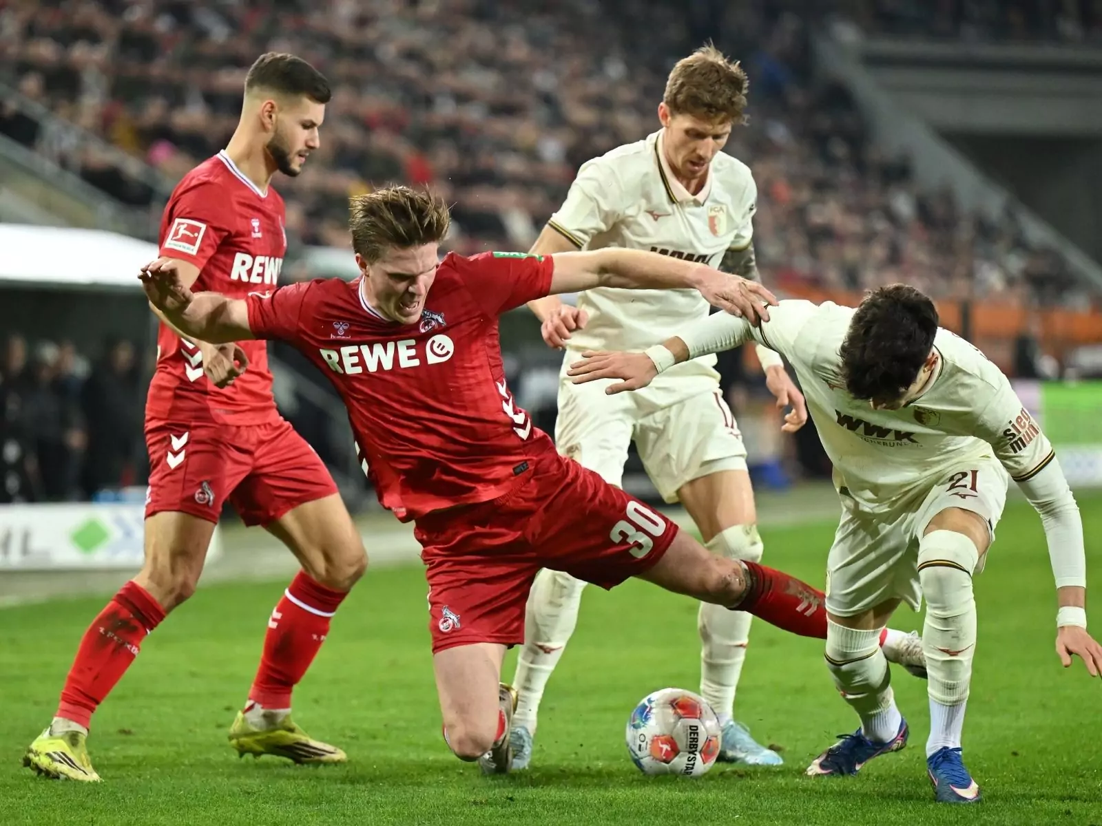 Marius Bülter gegen den FC Augsburg