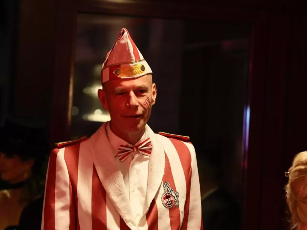 FC-Präsident Jörn Stobbe bei der Karnevalssitzung des 1. FC Köln