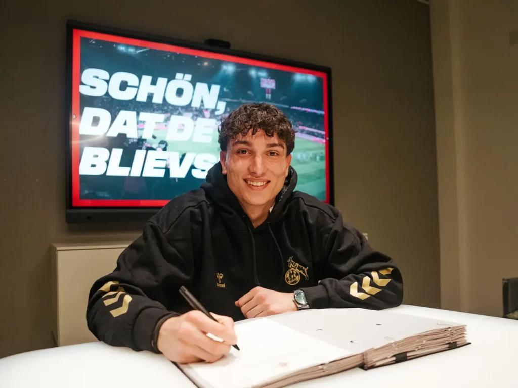 Mikolaj Marutzki hat seinen Vertrag beim FC verlängert