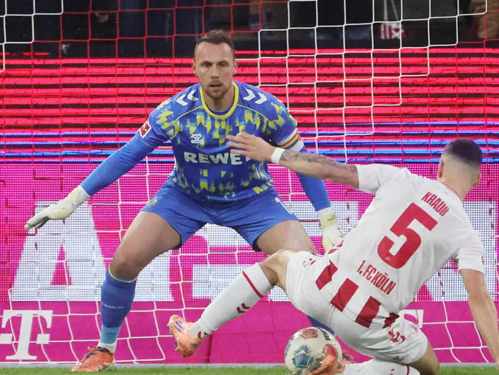 Marvin Schwäbe ist ein starker Rückhalt des 1. FC Köln