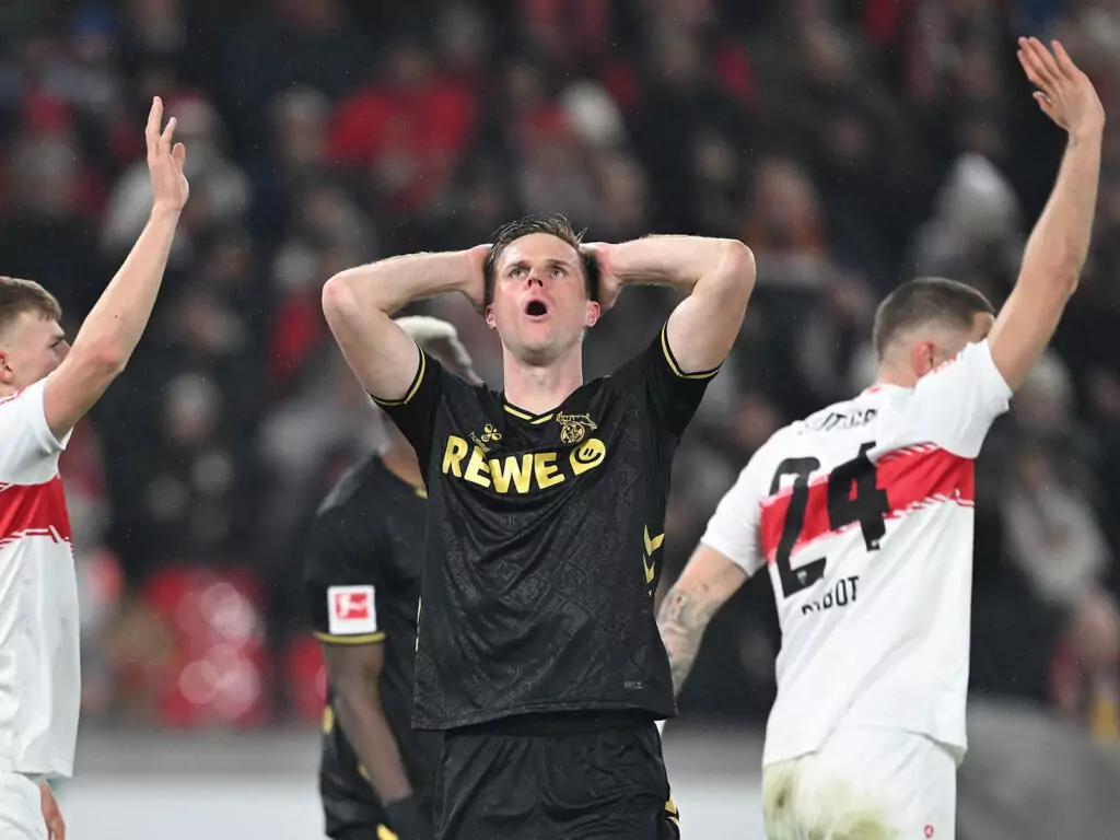 Marius Bülter ärgert sich über eine vergebene Chance
