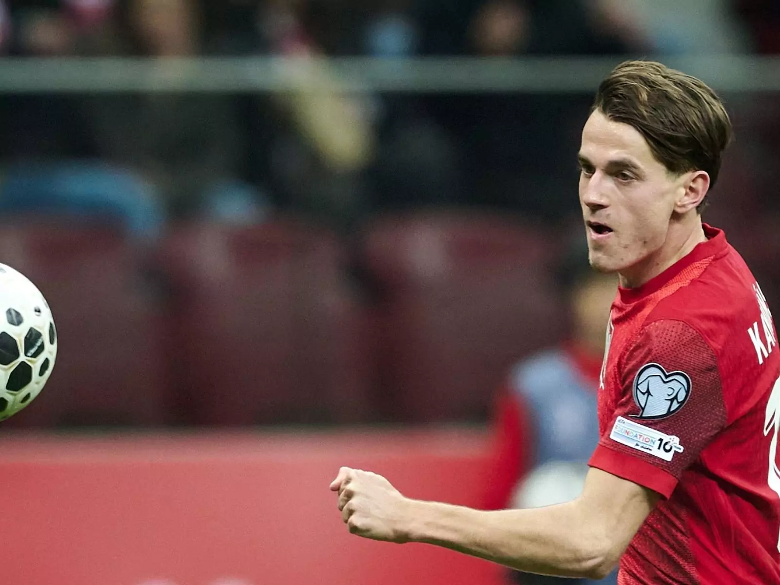 Jakub Kaminski spielt für die Nationalmannschaft Polens