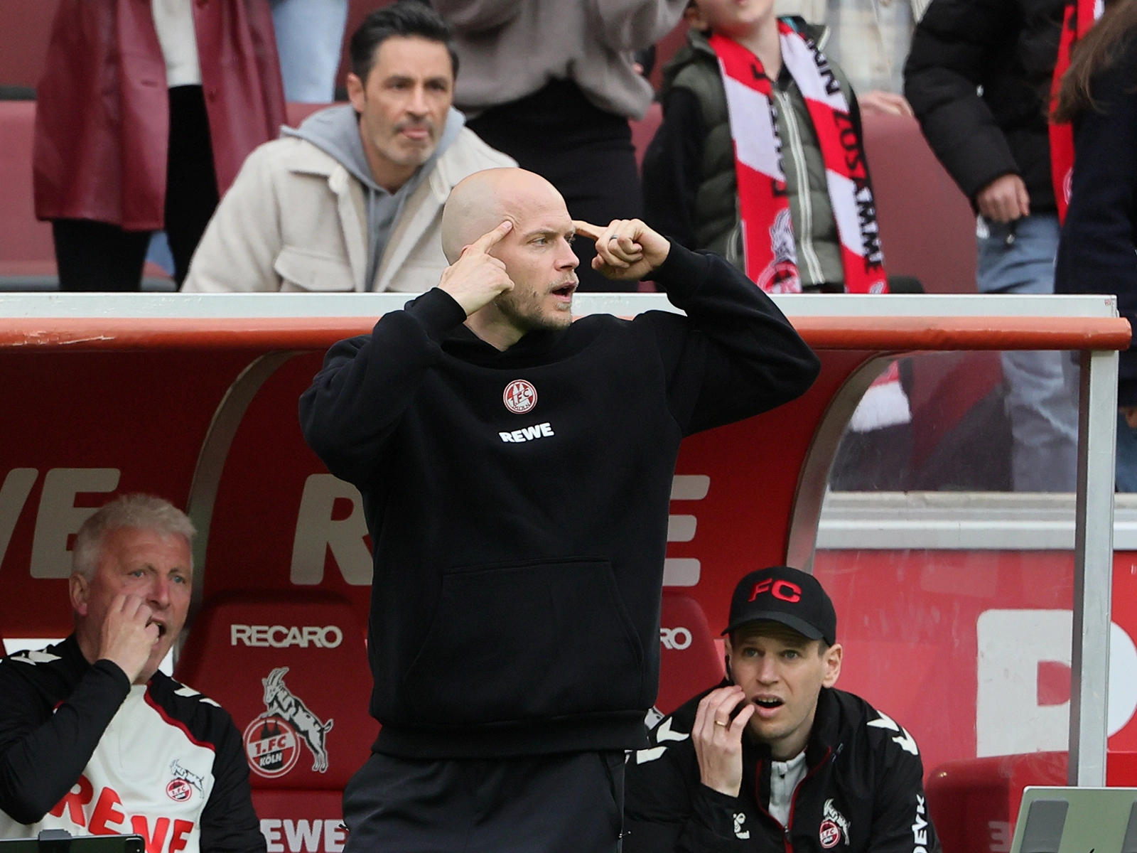 René Wagner beim Spiel des 1. FC Köln gegen Werder Bremen