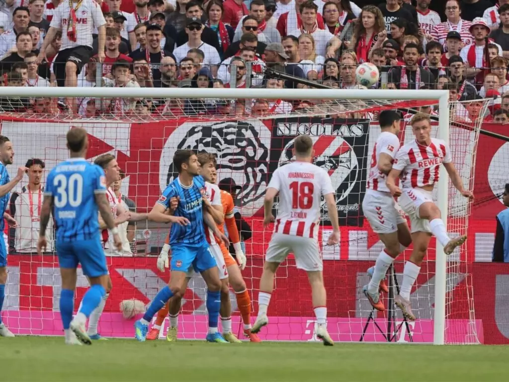 1. FC Köln gegen den 1. FC Heidenheim
