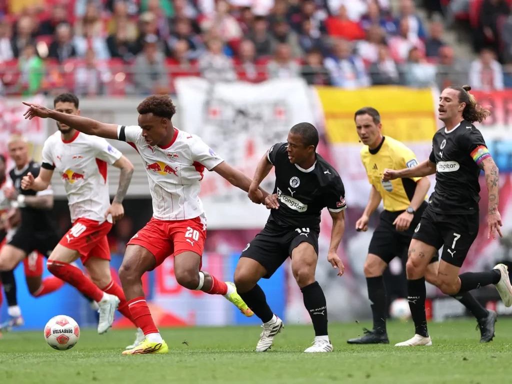 Leipzig gewinnt gegen St. Pauli