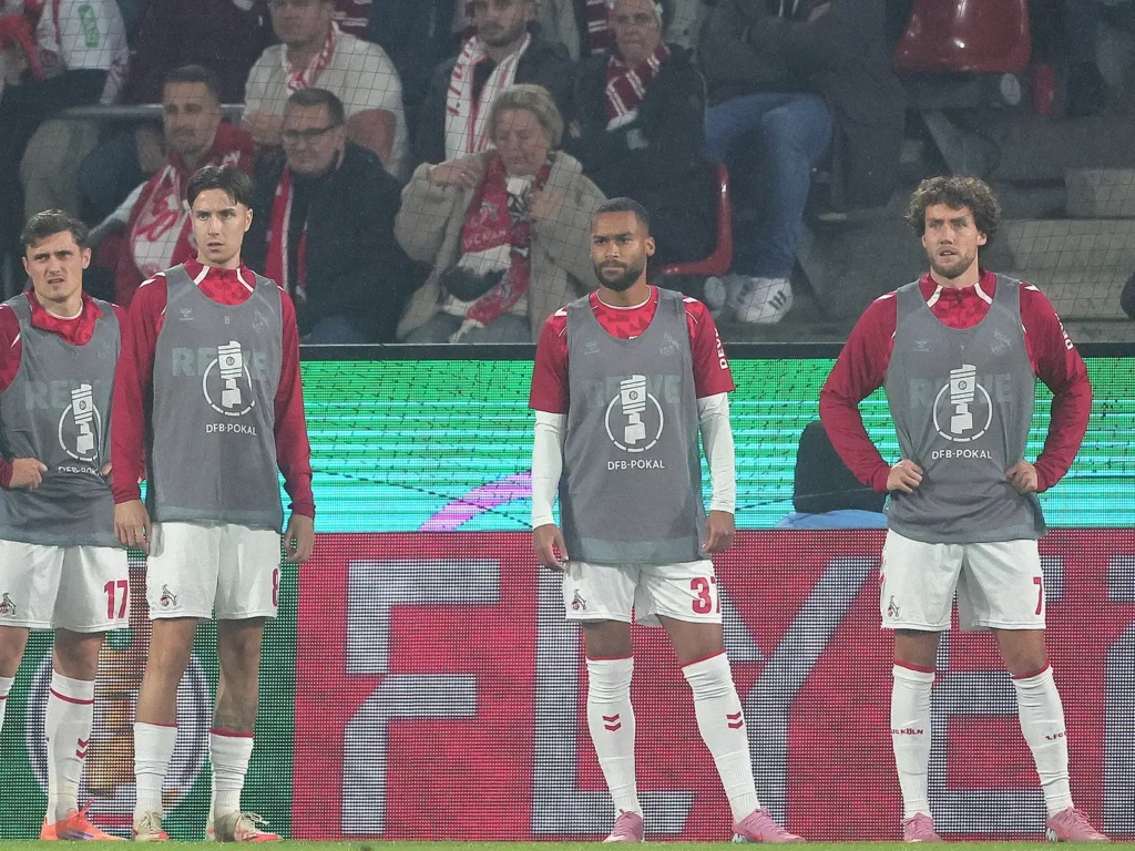 Denis Huseinbasic, Linton Maina und Luca Waldschmidt beim Spiel im DFB-Pokal