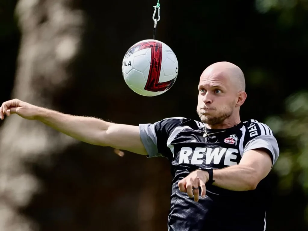 René Wagner beim Training des 1. FC Köln