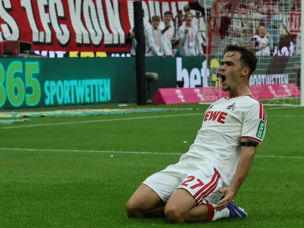 Thijs Dallinga jubelt nach seinem Tor für den 1. FC Köln