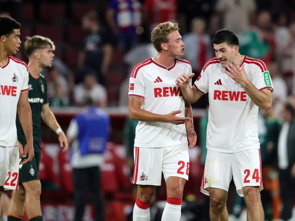 Sebastian Sebulonsen und Luka Lochoshvili diskutieren miteinander