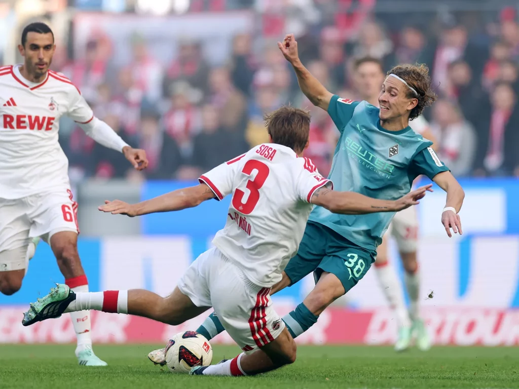 Borna Sosa im Zweikampf