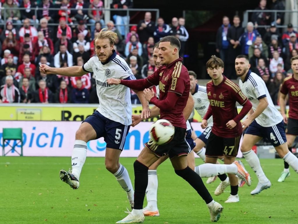 Said El Mala vom 1. FC Köln gegen den FC Schalke 04