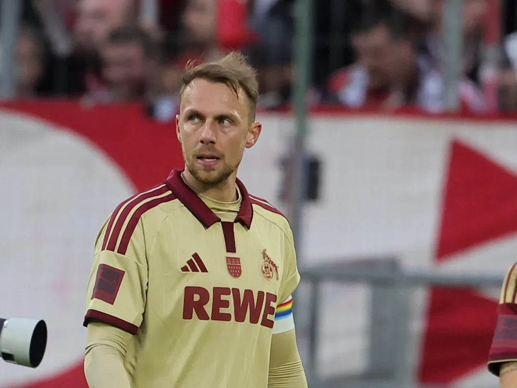 Marvin Schwäbe nach dem Spiel des 1. FC Köln gegen Schalke