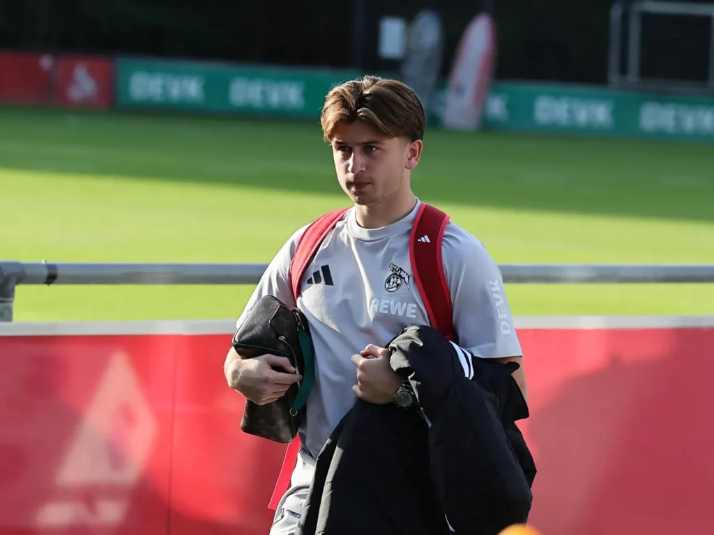 Mikey Moore auf dem Wag zum Mannschaftsbus